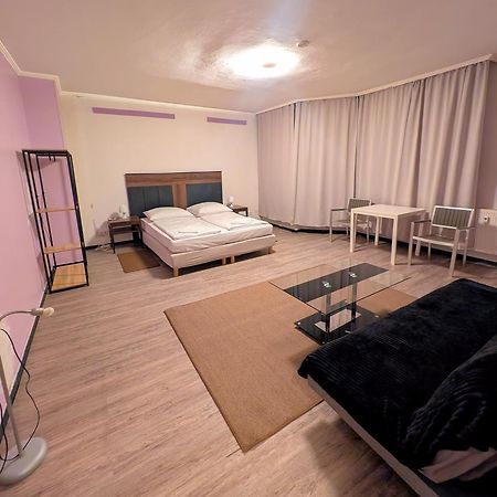 Puschkin Rooms Berlin Bagian luar foto