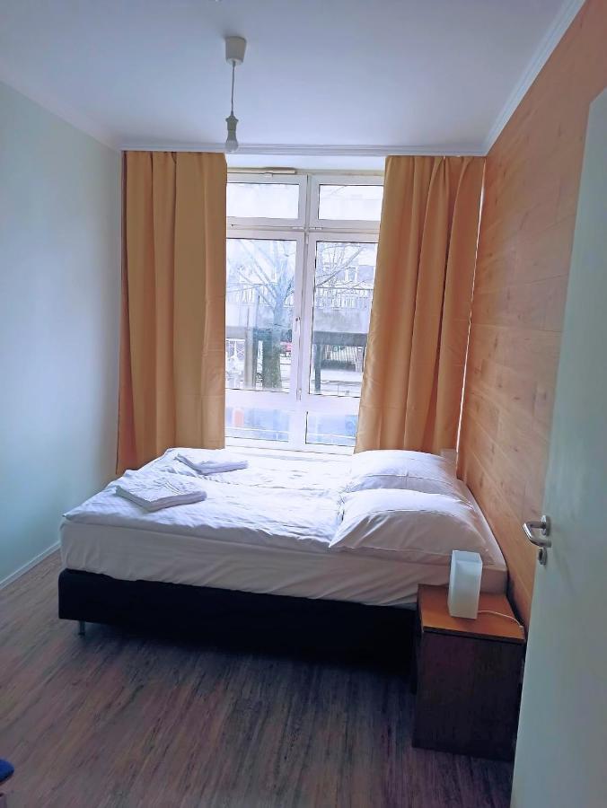 Puschkin Rooms Berlin Bagian luar foto
