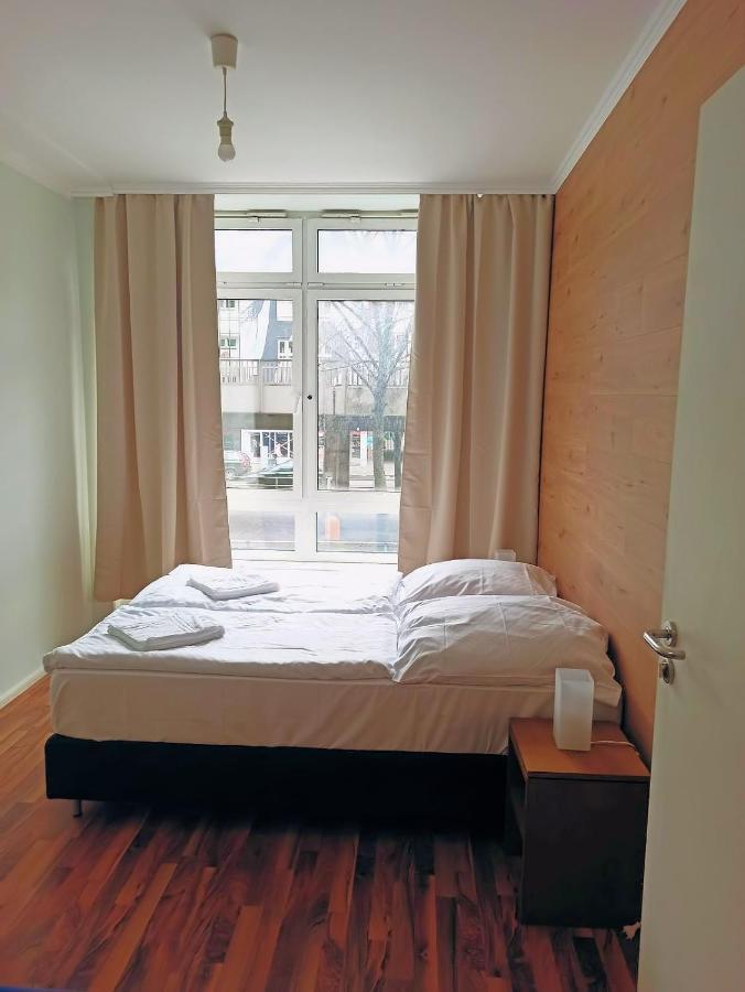 Puschkin Rooms Berlin Bagian luar foto
